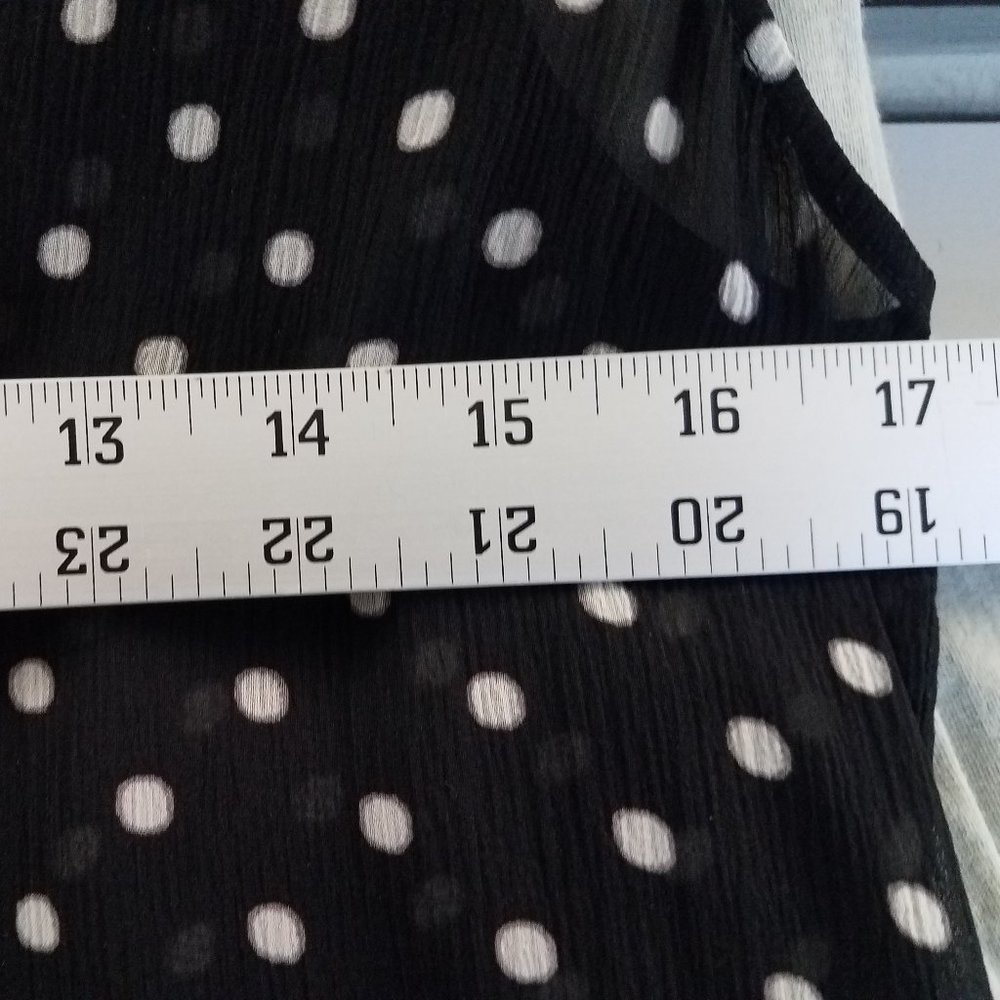 Theory Silk Sleeveless Blouse Top - Small S - Black and White Polka Dots - Picture 6 of 6